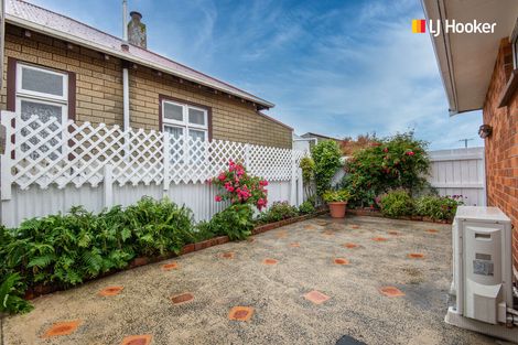 Photo of property in 35 Jackson Street, Saint Kilda, Dunedin, 9012