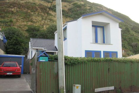 Photo of property in 170 Owhiro Bay Parade, Owhiro Bay, Wellington, 6023