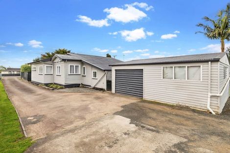 Photo of property in 190 Great South Road, Drury, 2113