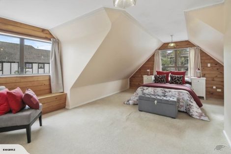 Photo of property in 26 Kingsclere Place, Goodwood Heights, Auckland, 2105