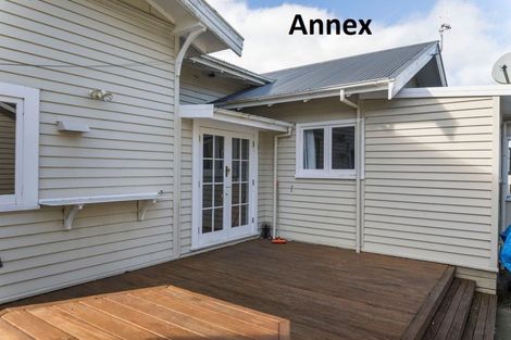 Photo of property in 2 Aerodrome Road, Dannevirke, 4972