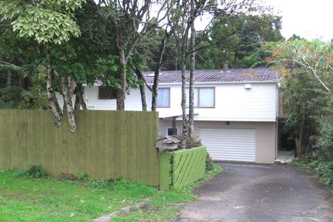 Photo of property in 19 Tane Road, Laingholm, Auckland, 0604