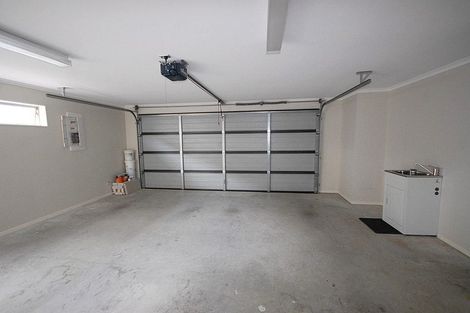 Photo of property in 1 Bankside Road, Silverdale, 0932