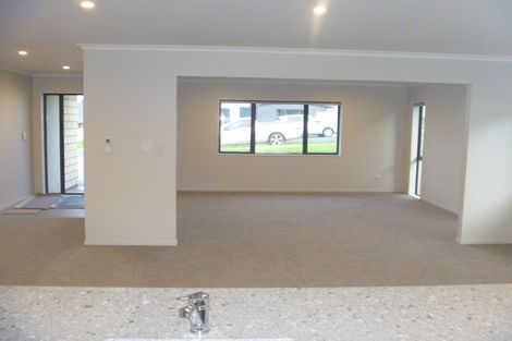 Photo of property in 13 Muirhill Place, Pokeno, 2402