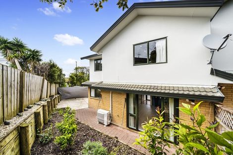Photo of property in 1/2 Arawa Street, New Lynn, Auckland, 0600