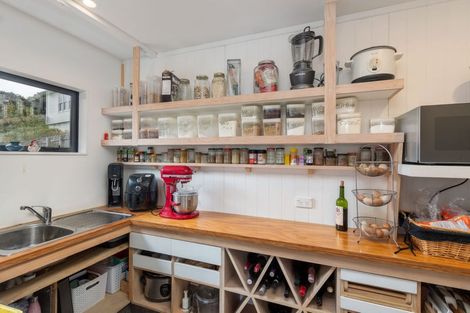 Photo of property in 14a Downes Street, Titahi Bay, Porirua, 5022