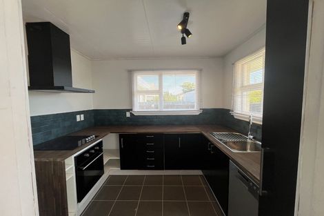 Photo of property in 2/76 Estuary Road, New Brighton, Christchurch, 8061