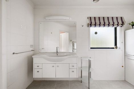 Photo of property in 20 Brancaster Place, Cambridge, 3434