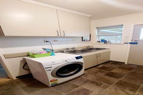 Photo of property in 25 Victoria Avenue, Dannevirke, 4930