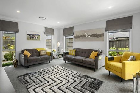 Photo of property in 4 Aubrey Lane, Cracroft, Christchurch, 8022