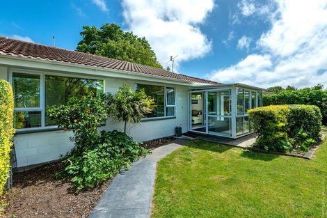 Photo of property in 69a Aorangi Road, Bryndwr, Christchurch, 8053