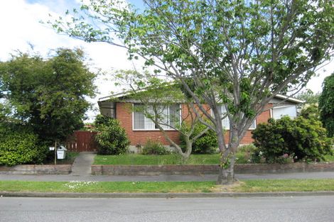 Photo of property in 2 Kirkdale Place Avonhead Christchurch City