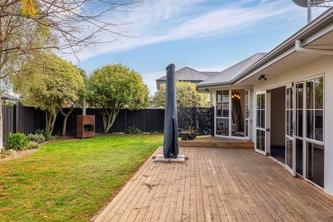 Photo of property in 22 Millcroft Place, Parklands, Christchurch, 8083
