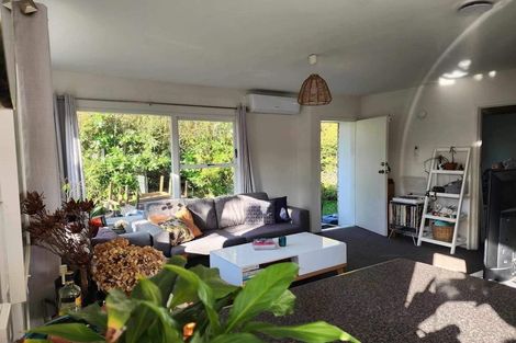 Photo of property in 2/55 Alton Avenue, Hillcrest, Auckland, 0627