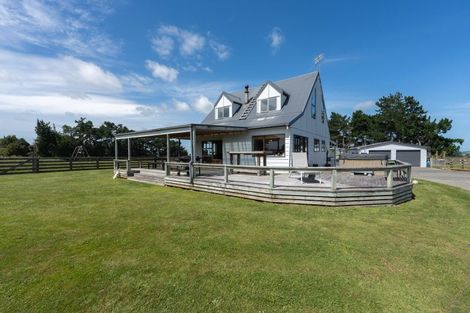 Photo of property in 257 Halcombe Road, Feilding, 4775