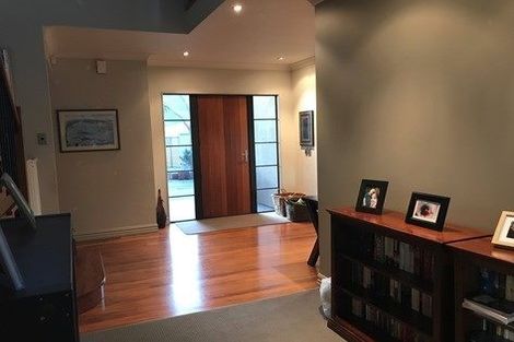 Photo of property in 40 Downing Street, Crofton Downs, Wellington, 6035