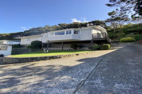 Photo of property in 30 Deller Grove, Silverstream, Upper Hutt, 5019