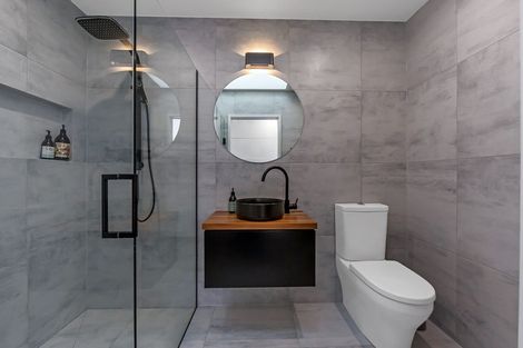 Photo of property in 3 Otanerua Road, Hatfields Beach, Orewa, 0931