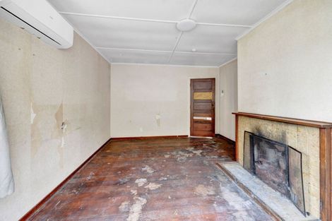 Photo of property in 6 Mill Road, New Plymouth, 4310