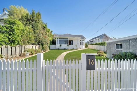 Photo of property in 16 Greta Street, South Hill, Oamaru, 9400