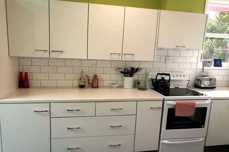 Photo of property in 74 Warwick Street, Wilton, Wellington, 6012