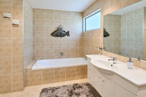 Photo of property in 53 Exploration Way, Whitby, Porirua, 5024
