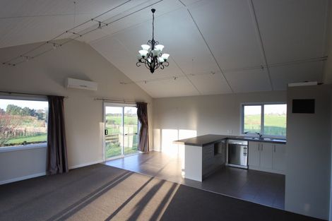 Photo of property in 20 Tariki Road South, Tariki, Stratford, 4390