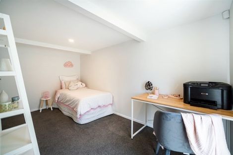 Photo of property in 120 Methuen Road, New Windsor, Auckland, 0600