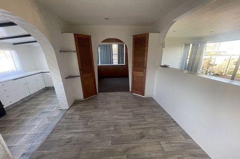 Photo of property in 132 Cascades Road, Pakuranga Heights, Auckland, 2010