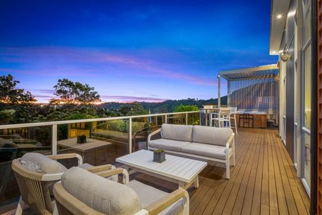 Photo of property in 92 Pemberton Avenue, Bayview, Auckland, 0629