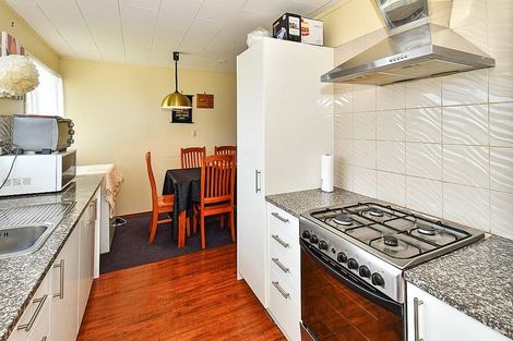 Photo of property in 1/30 Heathberry Close, Papatoetoe, Auckland, 2025