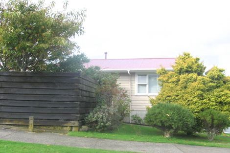 Photo of property in 216 Dowse Drive, Maungaraki, Lower Hutt, 5010