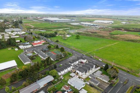 Photo of property in 2/135 Silverdale Road, Hillcrest, Hamilton, 3216