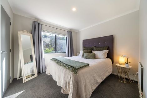 Photo of property in 23 Percy Kinsman Crescent, Riverstone Terraces, Upper Hutt, 5018