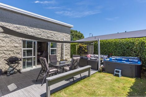 Photo of property in 20 Trusham Court, Paraparaumu, 5032