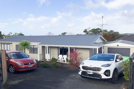 Photo of property in 8a Spring Grove, Henderson, Auckland, 0612