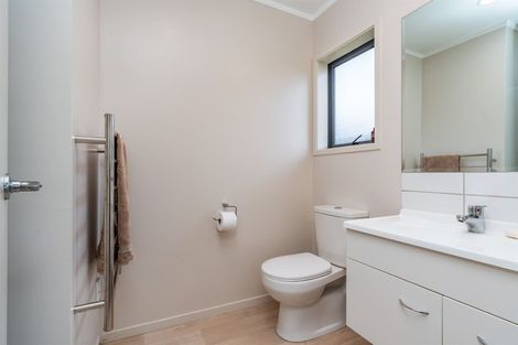 Photo of property in 11 Wharuka Glade, Mangawhai, 0505