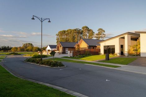 Photo of property in 26 Phoenix Palms Grove, Levin, 5510