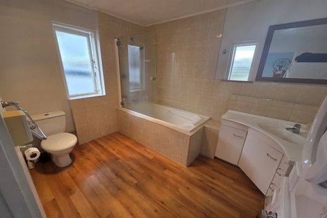 Photo of property in 8a Valley Road, Mount Maunganui, 3116