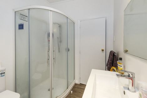 Photo of property in 71 Florence Avenue, Palmerston North, 4414