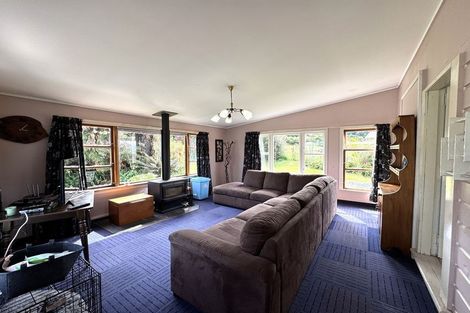 Photo of property in 2262 Papatowai Highway, Maclennan, Owaka, 9586