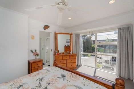 Photo of property in 9 Park Lane, Whitianga, 3510