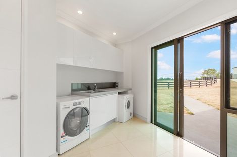 Photo of property in 98 Dyke Road, Karaka, Papakura, 2580