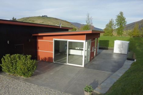Photo of property in 7 Widgeon Place, Lake Hayes, Queenstown, 9304