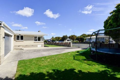 Photo of property in 2 Katherine Place, Melville, Hamilton, 3206