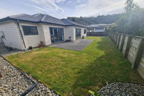 Photo of property in 47 Staithes Drive North, Whitby, Porirua, 5024