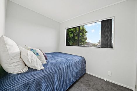 Photo of property in 2/7 Duke Street, Papakura, 2110
