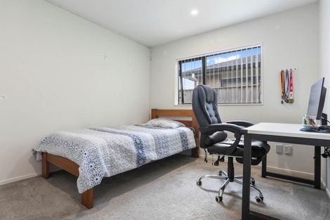 Photo of property in 10 Silver Beech Street, Takanini, 2110