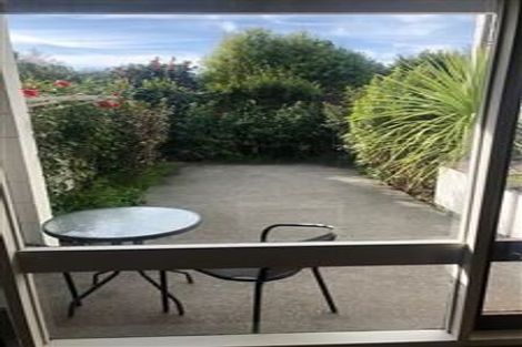 Photo of property in 2/33 Newbridge Place, Ilam, Christchurch, 8041