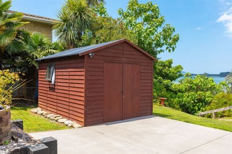 Photo of property in 81 Omokoroa Road, Omokoroa, 3114